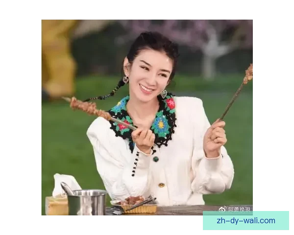 女歌手主动邀约贝林厄姆却被婉拒 男方坦言害怕接受约会引发热议